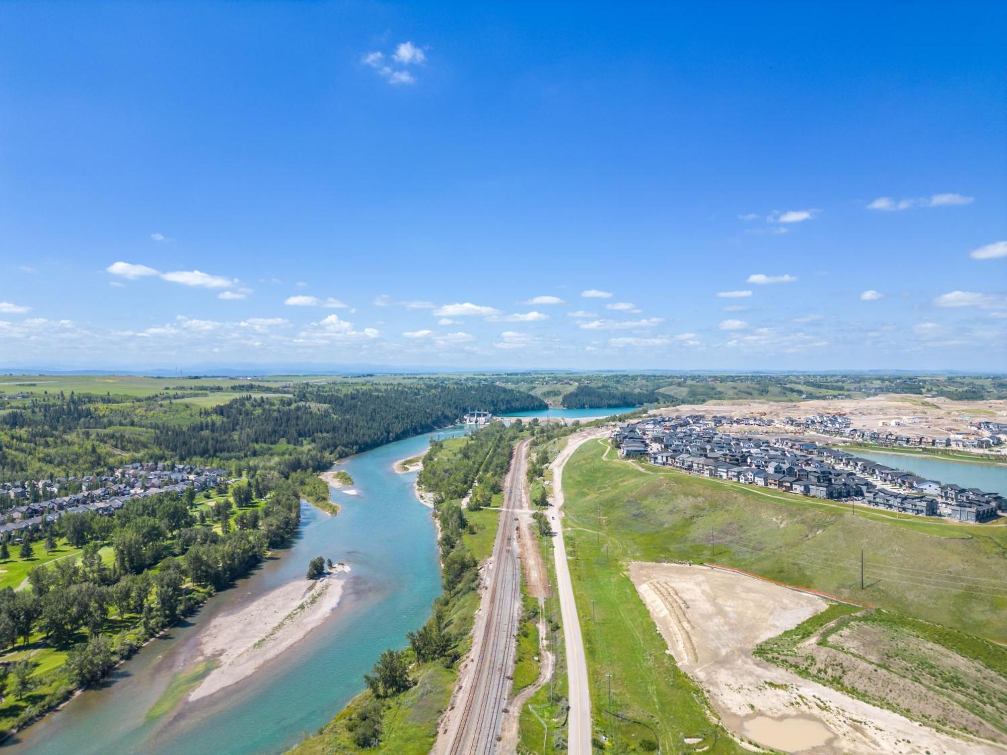 Appartamento Cozy Rockland Park Unit+Parking YYC Esterno foto