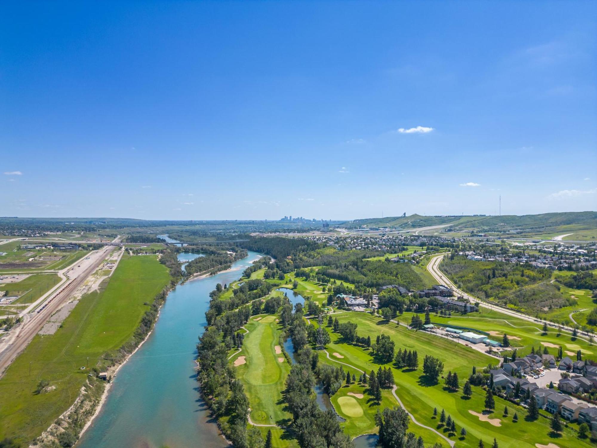Appartamento Cozy Rockland Park Unit+Parking YYC Esterno foto